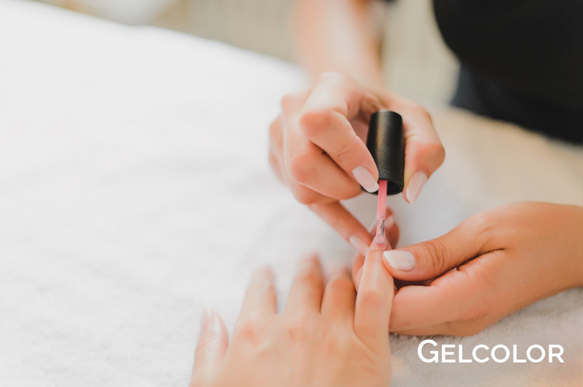 BLUEMOON NAILSTUDIO ZÜRICH - NADIA MAZZOTTA